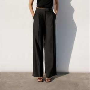 Zara size med Black WIDE LEG PANTS